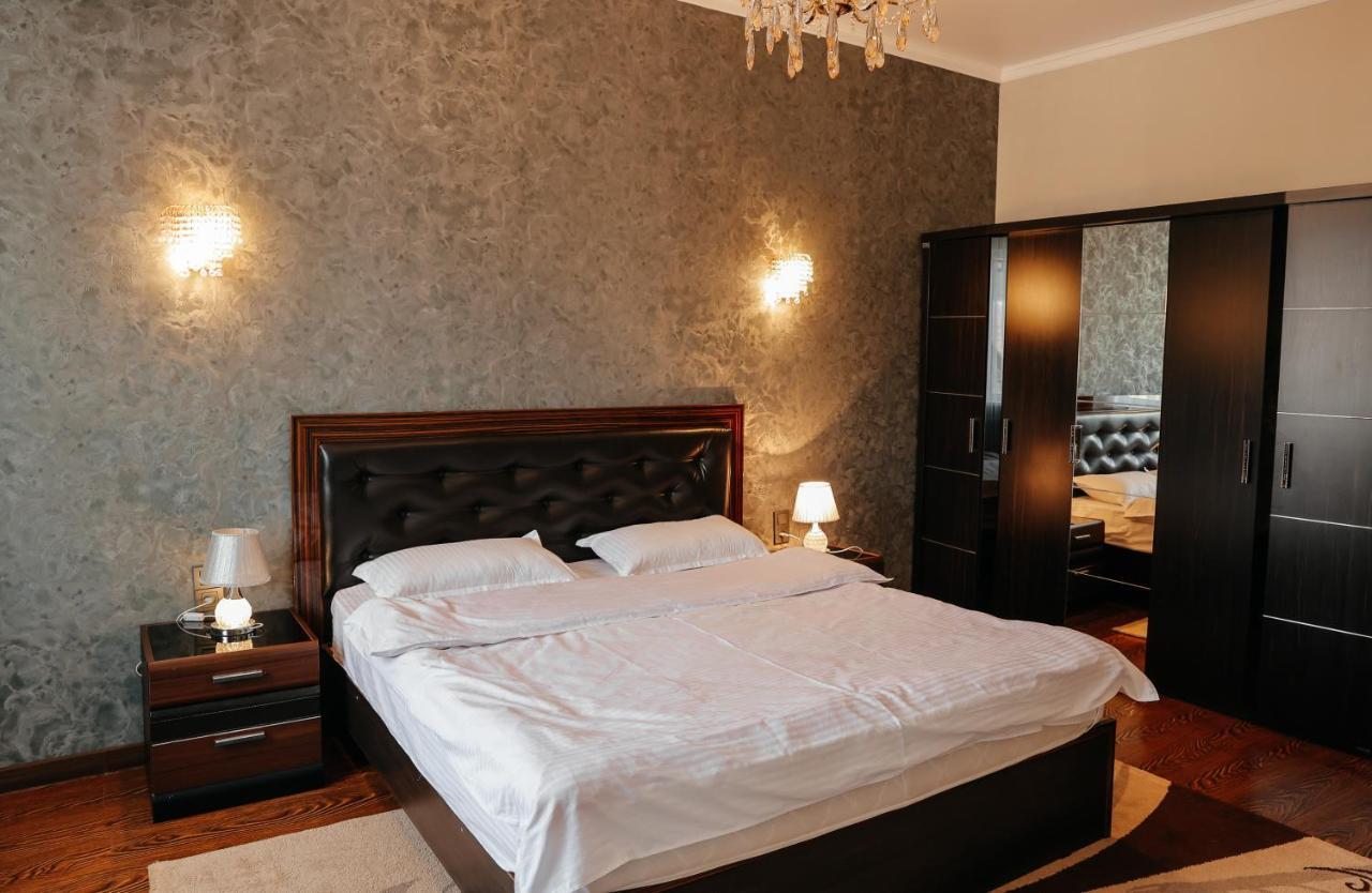 Grand Hotel Bişkek Dış mekan fotoğraf