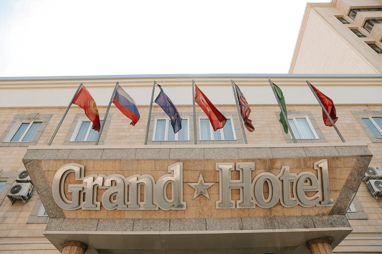 Grand Hotel Bişkek Dış mekan fotoğraf